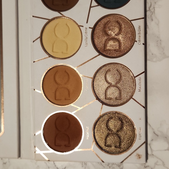 Dominique cosmetics latte palette - Picture 2 of 3